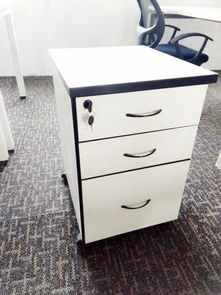 天津二手辦公展柜 大中小型樣式多樣，質量有保障